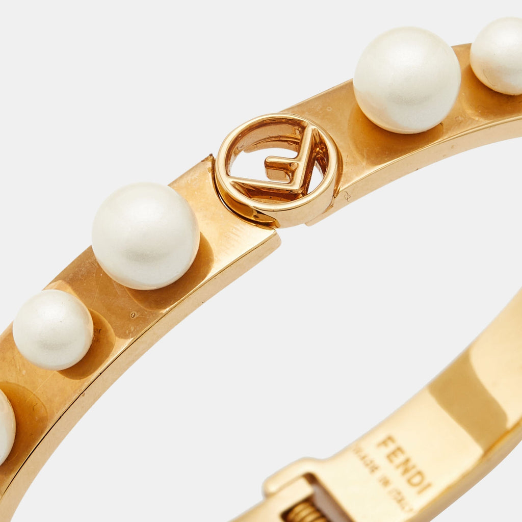 18K Fendi Pearls Bracelet