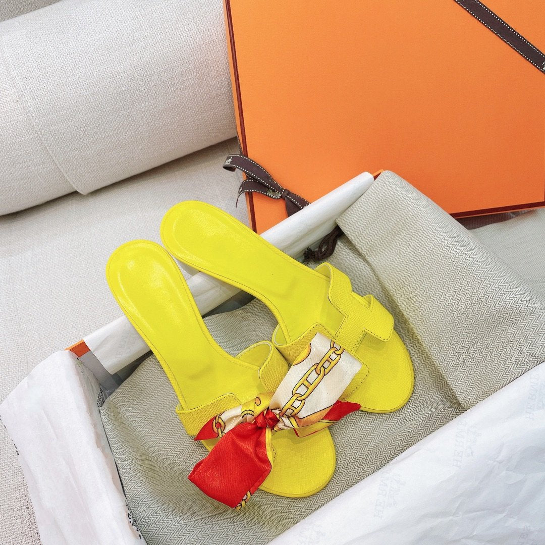 HERMES 0asis Sandal Epsom Calfskin Lemon