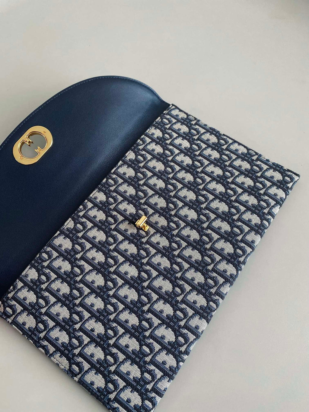 DIOR CD 30 CLUTCH BAG IN BLUE OBLIQUE JACQUARD