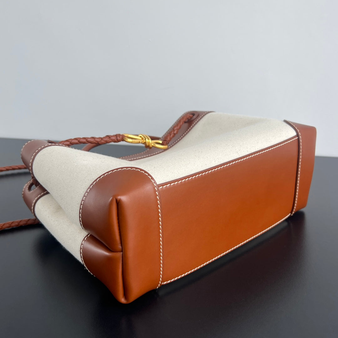 BOTTEGA VENETA MEDIUM ANDIAMO 32 IN WHITE BROWN CALFSKIN AND CANVAS