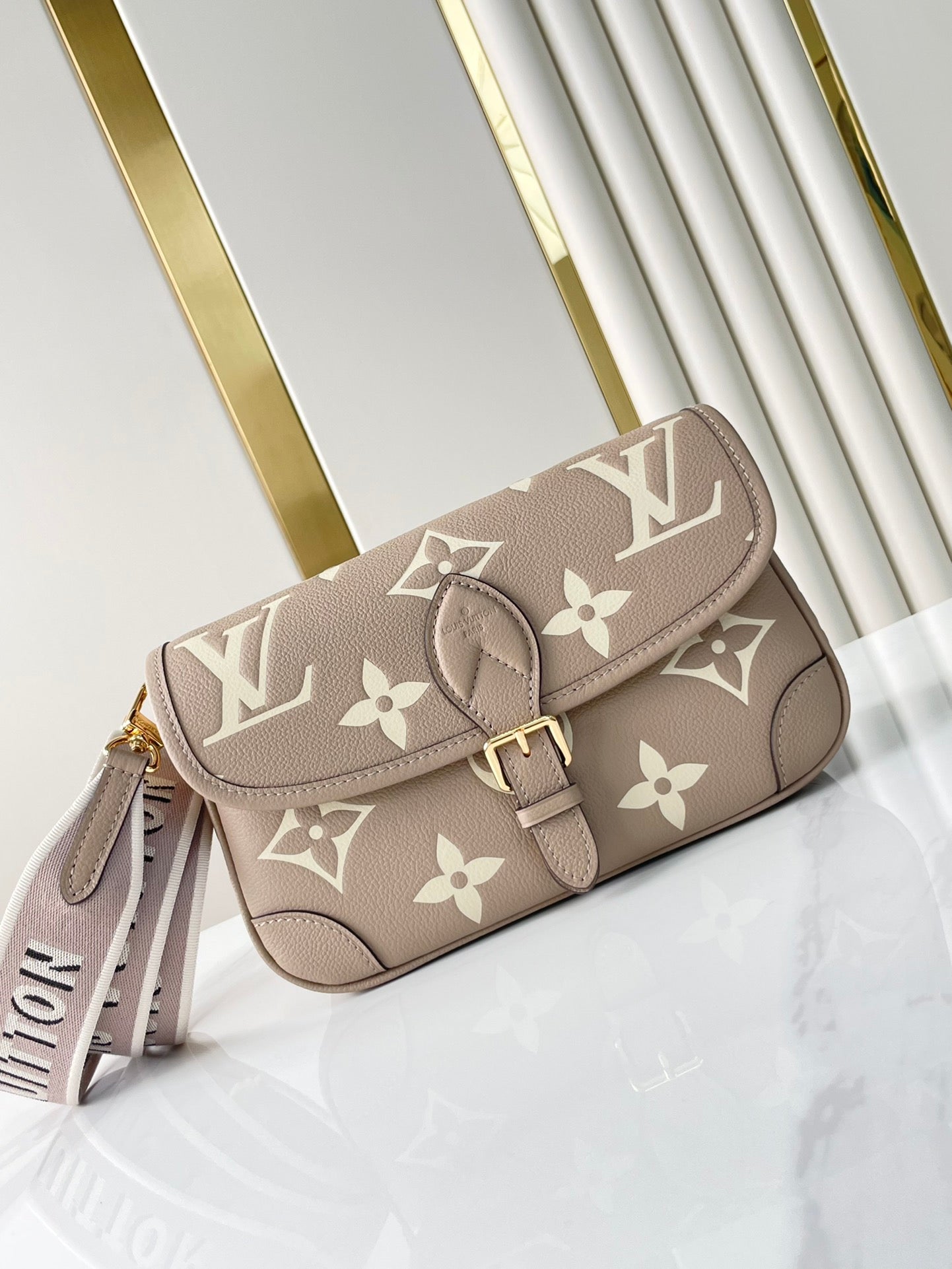 LOUIS VUITTON DIANE 23 IN TOURTERELLE WHITE MONOGRAM EMPREINTE LEATHER