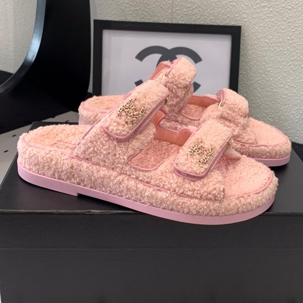 CHANEL DAD SANDAL MULE IN ROSE PINK LAMB FUR