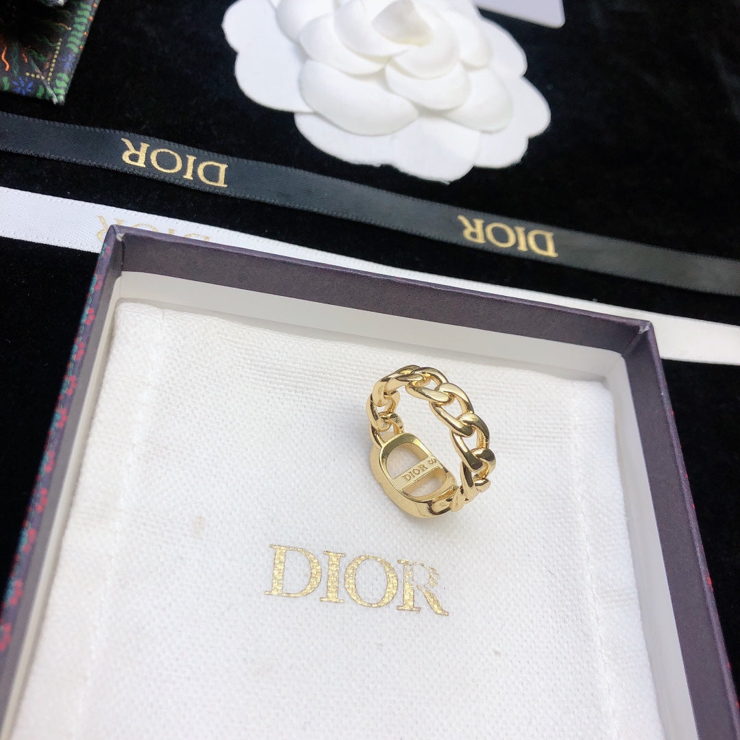 18K Petit Dior Chain Link Ring