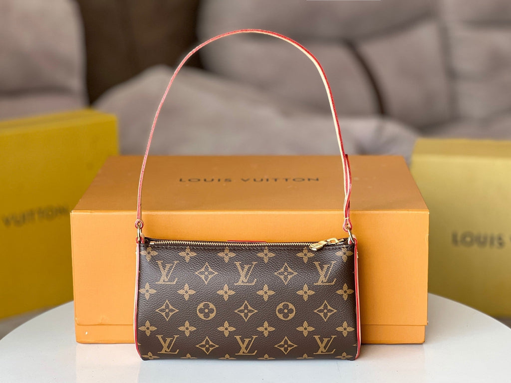 LOUIS VUITTON LV 25S POCHETTE TIRETTE 22 IN DARK BROWN MONOGRAM CANVAS GOLD HARDWARE