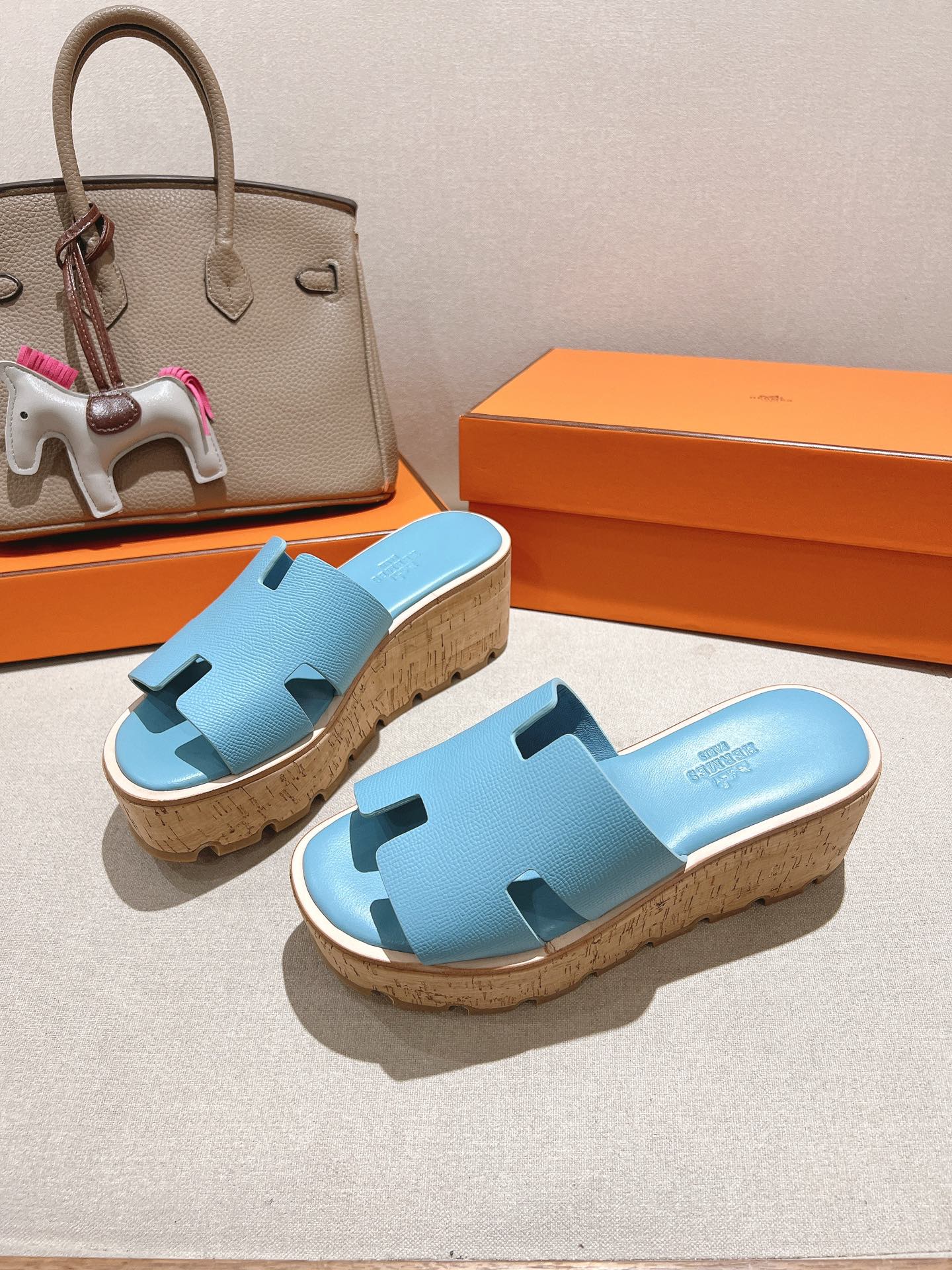 HERMES 25S HIGH WEDGE SANDALS IN SKY BLUE LAMBSKIN STYLE 8