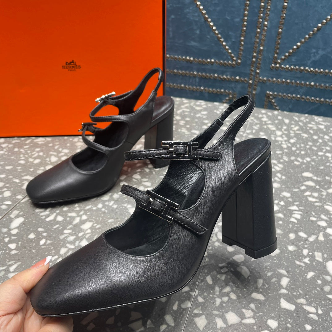 HERMES JACKIE 80 MM PUMP IN BLACK CALFSKIN