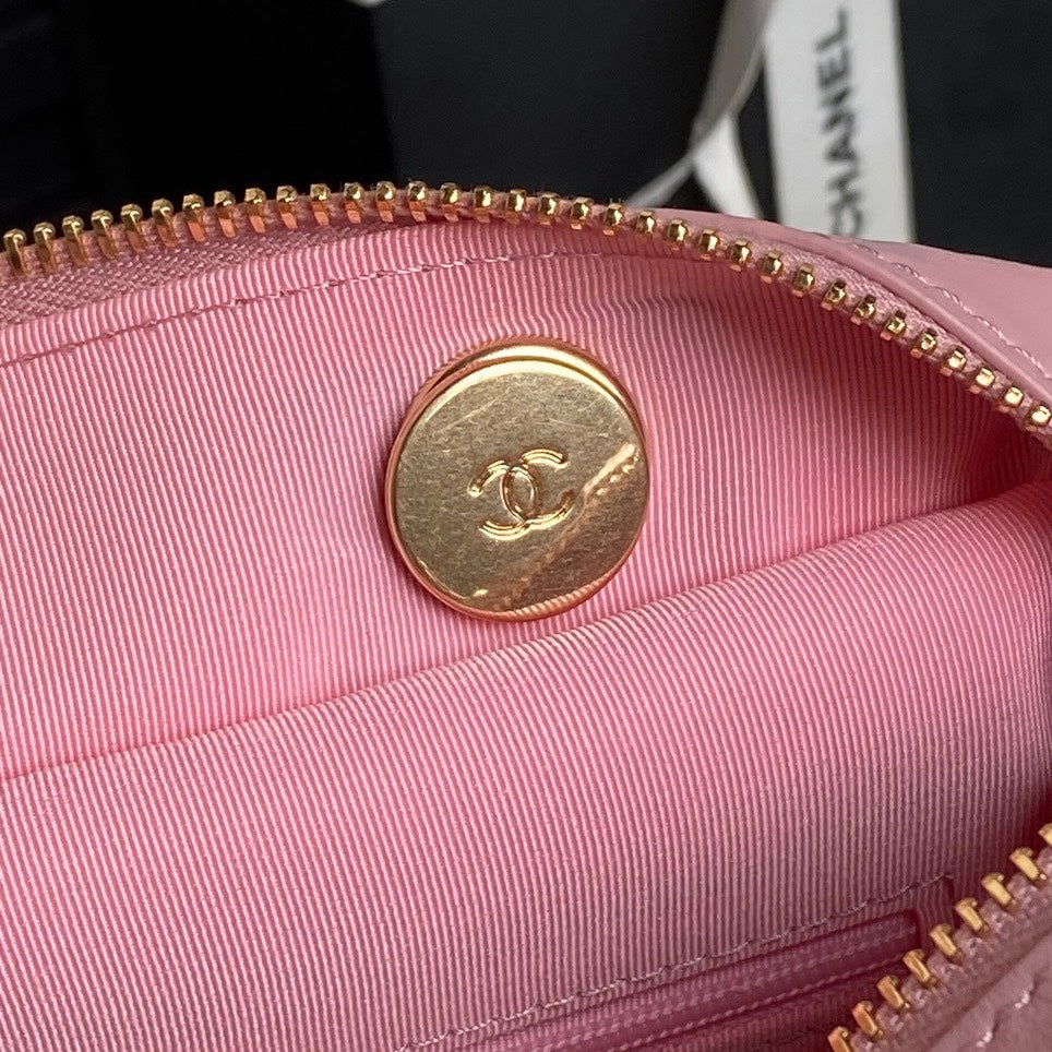 CHANEL BOWLING BAG 29 IN BABY PINK CALFSKIN GOLD HARDWARE