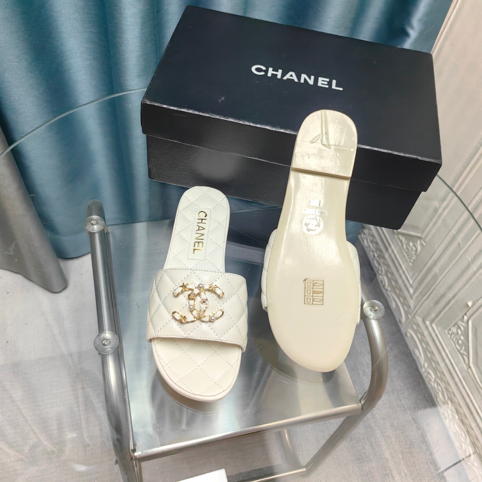 CHANEL QUILTED SLIPPERS WHITE SHEEPSKIN
